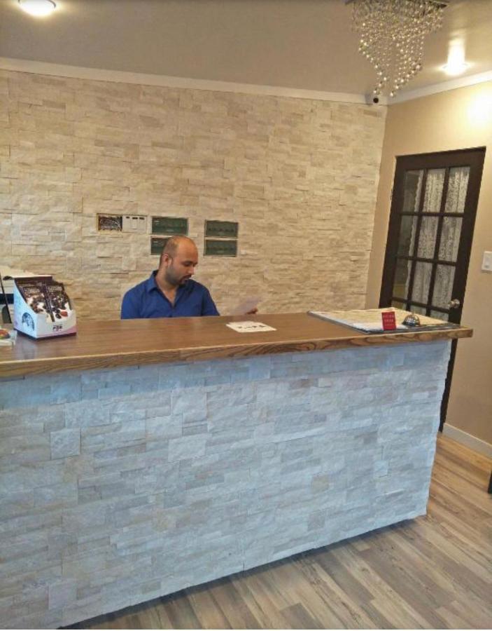 Sundowner Motel Каш Крийк Екстериор снимка