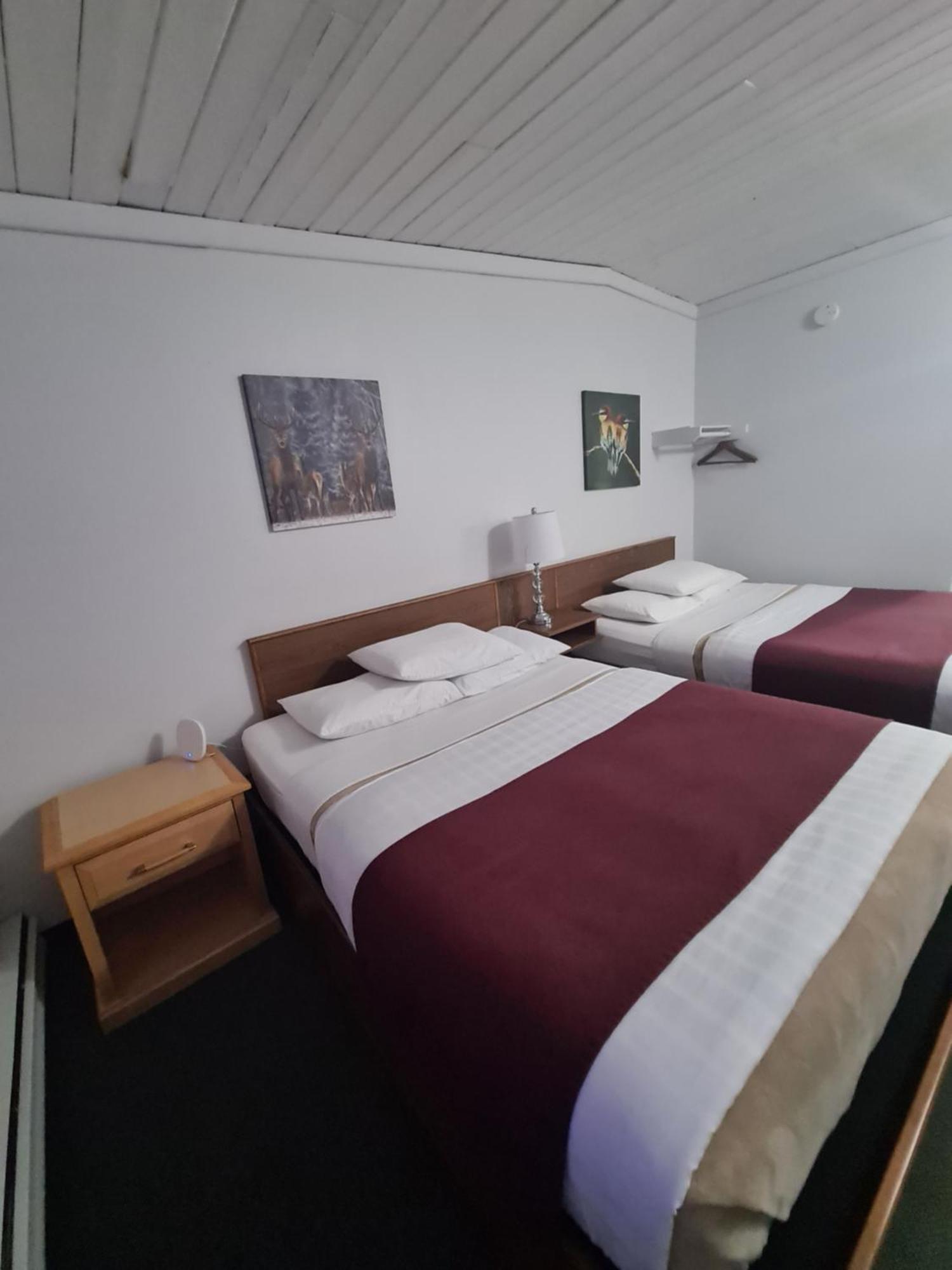 Sundowner Motel Каш Крийк Екстериор снимка